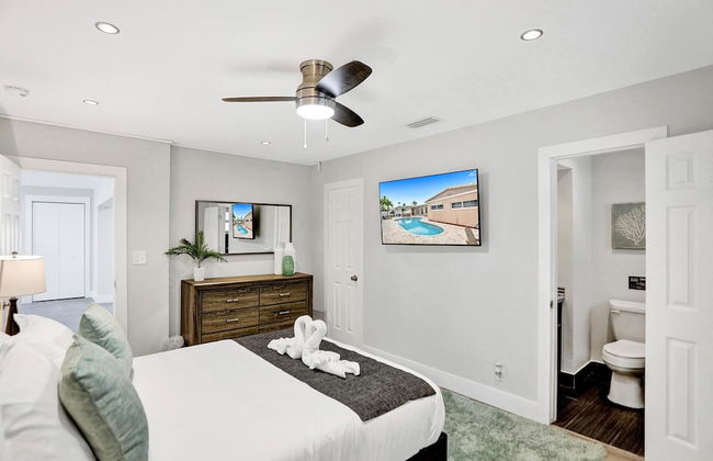 6 BR With Heated Pool Close to Beach - Foto 18