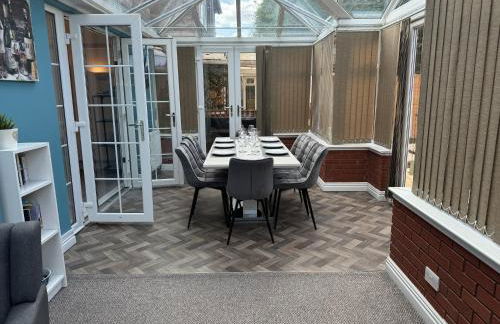 Huge 9 Bed Property Sleeps 17, Near NEC, City Centre, HS2 - Foto 7