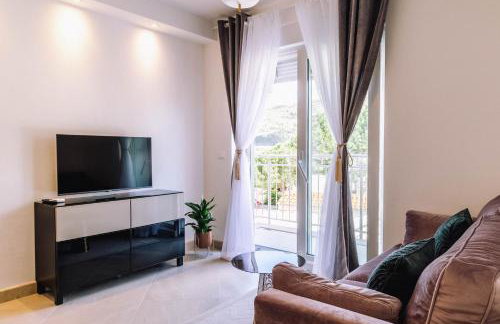 Brand New & Comfort Apartment L & L ,free parking + close to beach - Photo 7