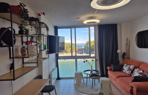 Le Pavois d'Or, studio rénové avec goût, Superbe Vue, Proximité Gare et Centre, Climatisation - Foto 8