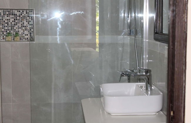 Sand and Blue Seas - Photo 34