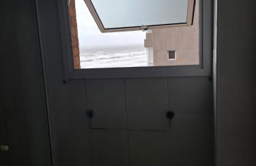 Lindo Apto 2 dorm, Frente Mar - Photo 26