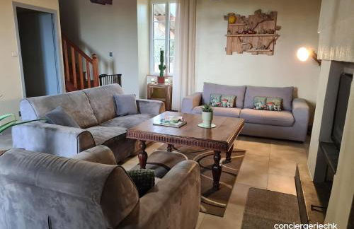 Gîte de caractère La Tanière Campagne, Puy duFou - Foto 2