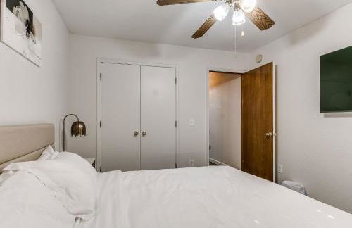 Sleek 4BR OKC Stay by StayLage - Photo 48