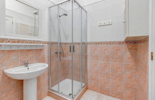 Nice House Nina With Jacuzzi - Photo 16