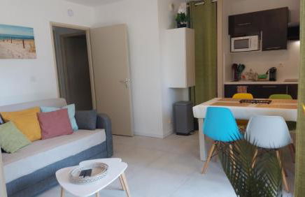 T2, 50m du lac, PISCINE, WIFI, jardin terrasse sans vis-à-vis, 1 à 4 pers - Foto 15