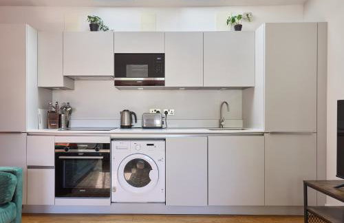 Trinity House By Ritual Stays - Photo 24