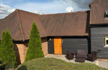 3 Coopers Cottages, Bodiam, East Sussex - Photo 1