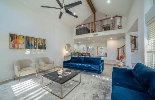 Bright and Spacious Home for w Pool -over 30 Nights- - Foto 8