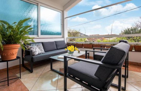 2 Bedroom Stunning Home In Desne - Foto 6