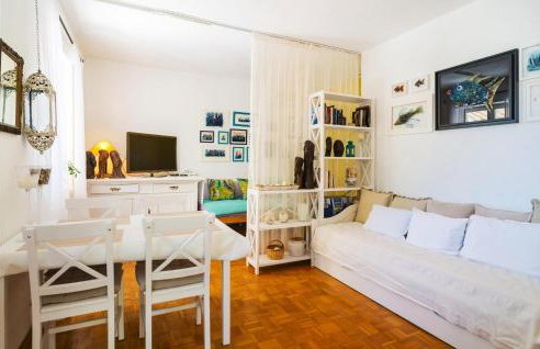 Nice Home In Splitska - Supetar - Photo 3