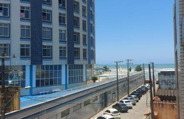 Apartamento na Praia dos Sonhos Perto do Mar em Itanhaém - Foto 1