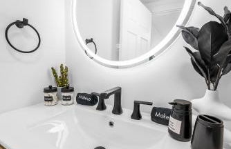 Modern Chic Retreat Luxe Comfort and Style - Foto 35