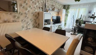 Schönes Haus mit 4 Schlafzimmer Küche Bad WC & Wohnzimmer 2 Parkplätze - Foto 5