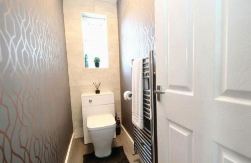 Full Modern Home - short & long stays - Foto 4