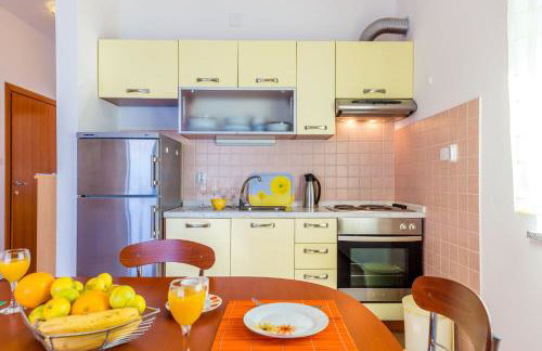 Apartments Ivan Sea View in Peaceful Lun - Photo 39