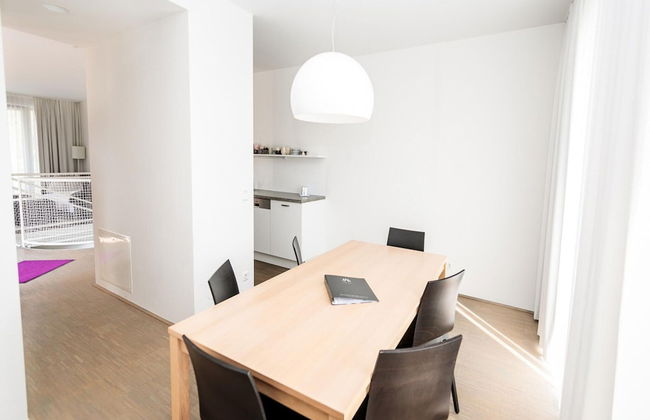 Lush Apartment With Private Sauna - Photo 16