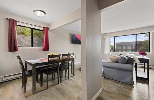 Cozy2bd Aurora Chgolnd Freeparkg Sleeps6 FreeWI-FI - Foto 16