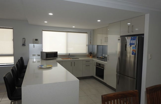 On The River Apartments - Photo 21