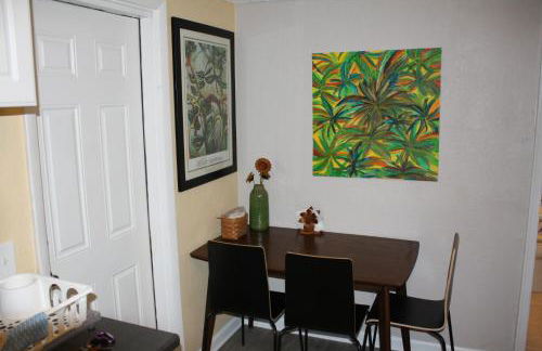 Key West Style Historic Home in Coconut Grove Florida The Yellow House - Foto 15