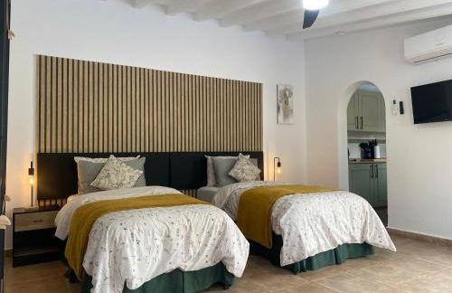 The Courtyard Studio Apartments - Foto 41