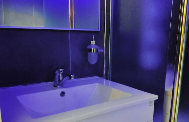 Carmel Market Apartments - Photo 17