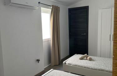 Gran casa cerca de la playa con 3 dormitorios en Pedregalejo - Photo 57