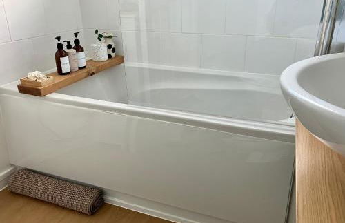 Central & Cosy, Home from Home with Large Garden & Free Parking, Bournemouth - Foto 32