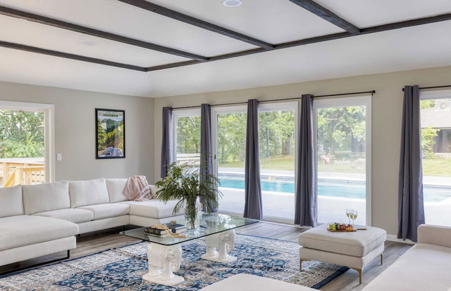 Amber Refresh by Avantstay Pool and Hot Tub - Foto 3