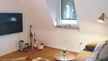 stilvolle Wohnung direkt in der City - Foto 5