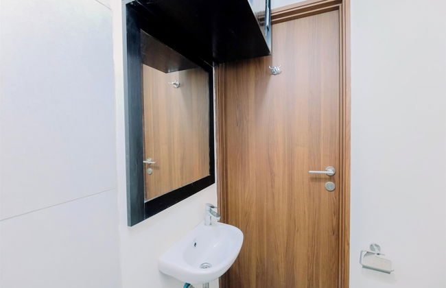 Homey And Restful Studio Royal Sentul Park Apartment - Photo 10