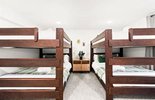 Fam Retreat, Hot Tub, BBQ, Ski, Game Room, Backyard - Foto 31