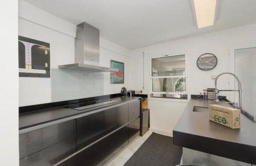 Marbella, Costabella - Beachfront Villa with Heated Pool - Photo 18