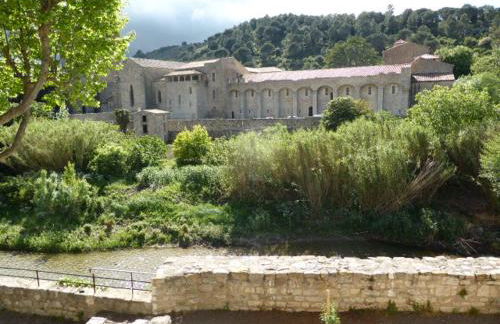 Maison de caractère face à l abbaye de lagrasse - Foto 1