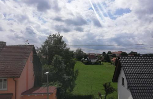 GästeZimmer im Altbau Dachgeschoss mit kleinem Bad WLAN, TV und Parkplatz - Foto 22