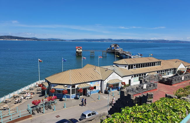 The Mumbles - Bungalow - 2 Bedrooms - Pet Friendly - Photo 13