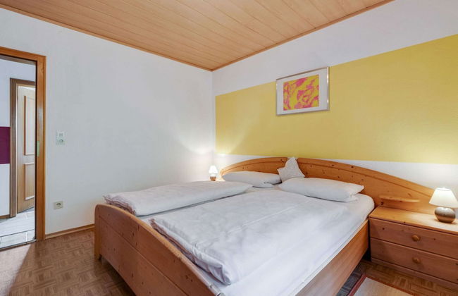 Beautiful Holiday Home in Viechtach With Views - Photo 5