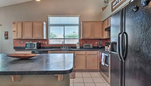 Hot Tub and Fire Pit Phoenix Oasis Near Hiking! - Foto 4