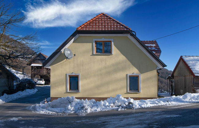 Farmhouse Raspberry Pool Wellness - Photo 31