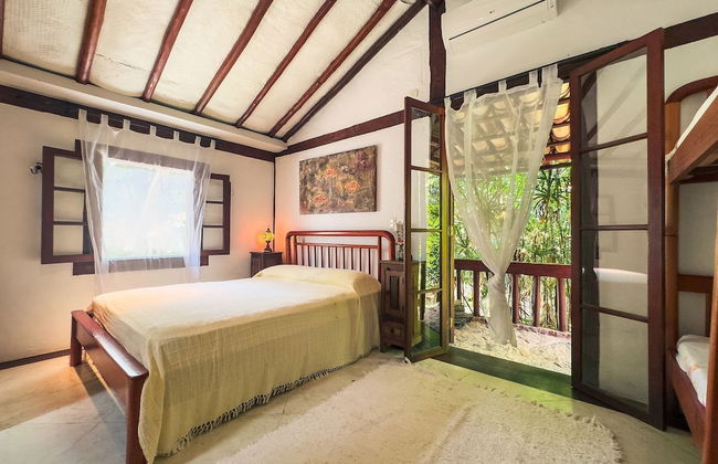 Pé na areia - Praia do Curral - Ilhabela - Foto 4