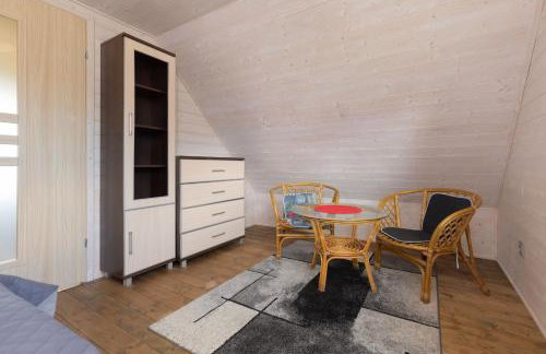 Domek z Ogrodem w Strzeżenicach by Noclegi Renters - Foto 8