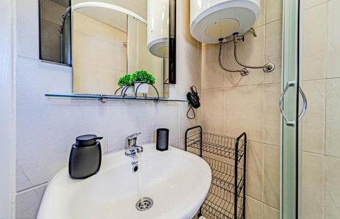 2 Bedroom Gorgeous Home In Hodilje - Photo 31