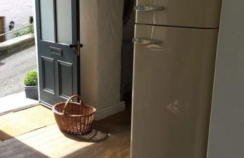 Quay Cottage Llandeilo - Photo 4