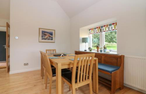 Whitehouse Woodwrae - Photo 10