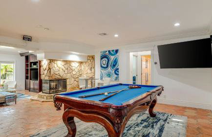 Coral Ridge Getaway by Avantstay Pool, Hot Tub, Billiards + 5mins to Beach! - Foto 8