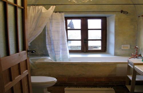 Apartment with large covered terrace, in small residence with swimming pool - Foto 43