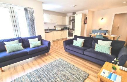 The Beach House & Porth Sands Apartments - Photo 4