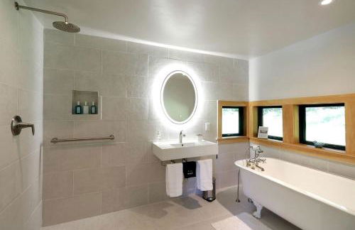 Gorgeous Cottage for Two, Overlooking Pond on 20 acres, Glamping in Pennsylvania - Foto 22