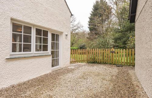 The Old Post House at Low Stott Park - Foto 35