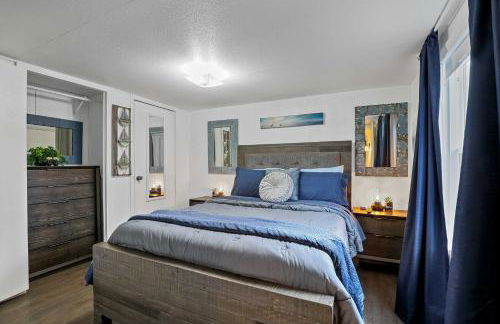 Near Water Lake Dallas Home with Furnished Patio! - Foto 12